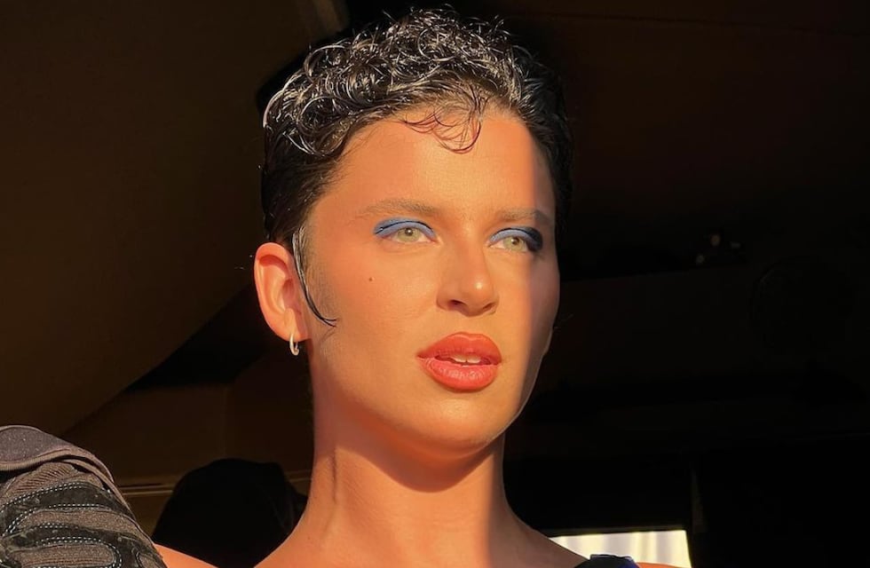 Nathy Peluso encendió las redes con un catsuit negro y azul: “No tengo tiempo”