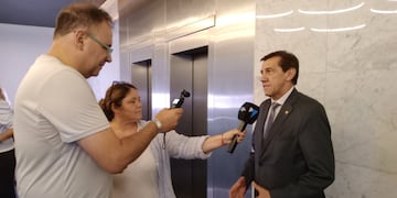En opinión del gobernador de Jujuy, Carlos Sadir, el Corredor Bioceánico Capricornio es una ecuación "que significa más actividad económica, relación entre nuestros pueblos", por lo que "es todo ganancia", aseguró.
