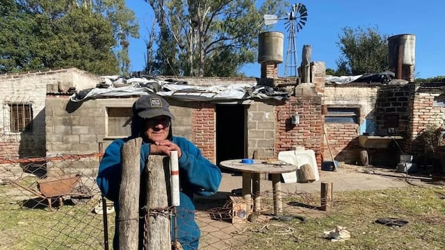 El señor de 63 años comía sólo cada tres días, las sobras de los dueños del lugar.