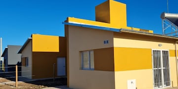 Herrera, Mansilla y Aldea San Antonio se benefician con nuevas unidades habitacionales.