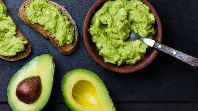Cómo hacer Avocado Toast en el Día Internacional de la Palta