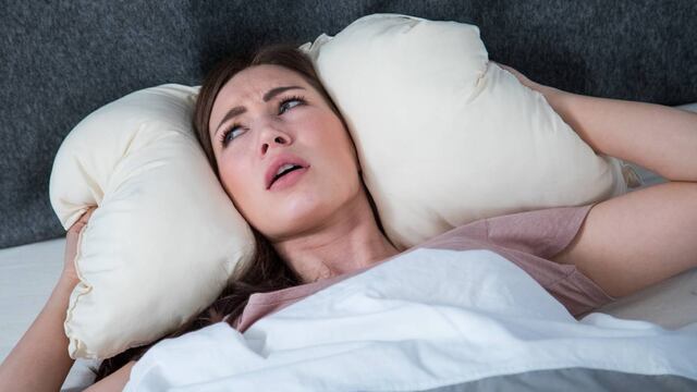 Estos son los hábitos que producen insomnio