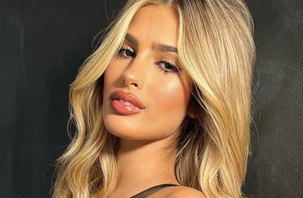 Julieta Poggio se puso un vestido cut out pero casi muestra de más en la gala de Gran Hermano 2024