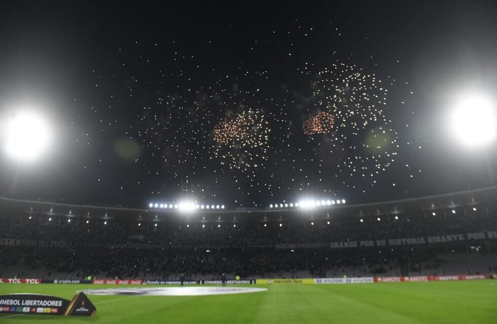 Una francesa confesó ser hincha de un club cordobés y es furor: “Lo sigo desde allá”