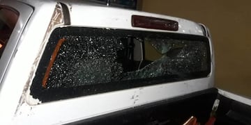 Dos hombres terminaron detenidos luego de protagonizar un hecho de desmán y violencia contra un taxista.