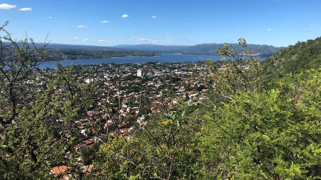 Villa Carlos Paz desde lo alto. (Foto: Municipalidad VCP).