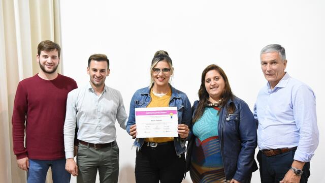 Entregaron certificados del primer Curso de Habilidades Digitales
