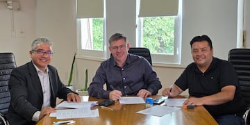 Pedro Monferrán y Marcelo Villagrán destacaron el impacto del convenio en la eficiencia, la transparencia y el servicio al contribuyente.