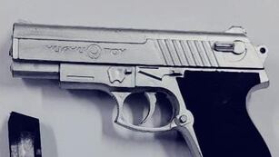 La réplica secuestrada