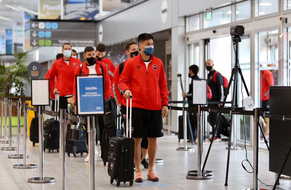 Newell’s llegó a Tucumán para enfrentar a Atlético con un cambio obligado