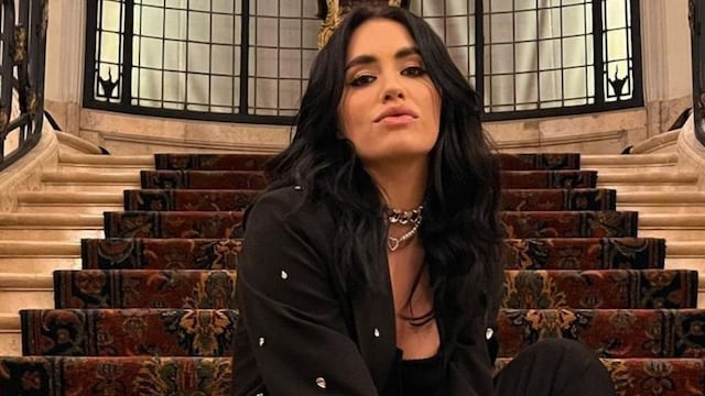 Lali Espósito la rompió en el Camp Nou