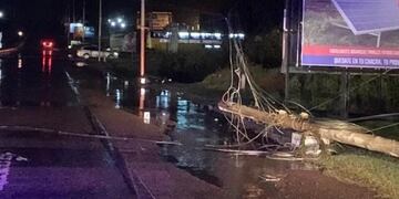 El servicio de internet y de electricidad se vieron interrumpidos por varias horas.