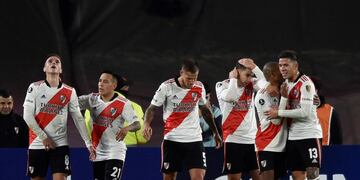 River se enfrenta a Huracán