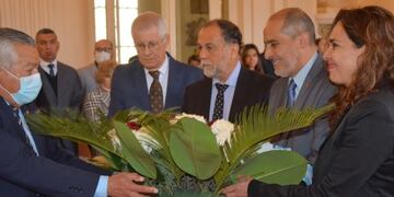 Federico Otaola, Normando Álvarez García, Marcelo Elías y Noemí Isasmendi, en el homenaje a la Bandera de la Libertad Civil.