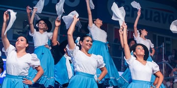 Festival de Doma y Folclore de Jesús María, Segunda noche (La Voz)