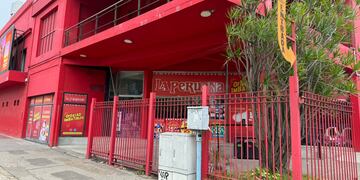 Allanamiento en Supermercado La Peruana de Paraná.