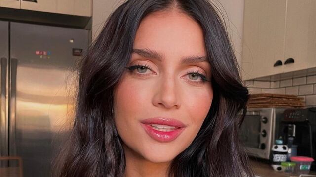 El look oversize de Zaira Nara. / instagram