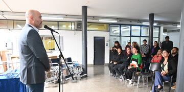 Fuerte inversión en Salud: se entregan nuevos equipamientos ortopédicos en préstamo a quienes lo necesiten, sin costo, en el Banco de Ayudas Técnicas.