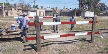 El NCA cortó el "paso a nivel" hecho por los vecinos para unir calle Muniagurria