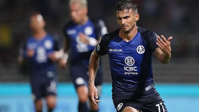 A su regreso de Brasil el delantero no fue el mismo. Va recuperando su nivel.