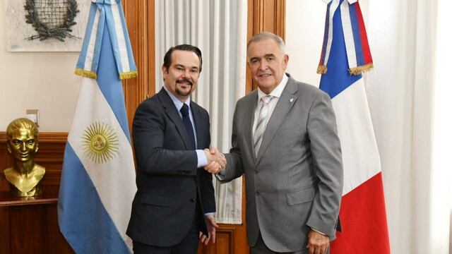 Dialogaron sobre proyectos políticos, económicos, educativos y culturales