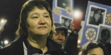 Gloria encabezó una manifestación en Resistencia para la nulidad de la revinculación de los Sena.