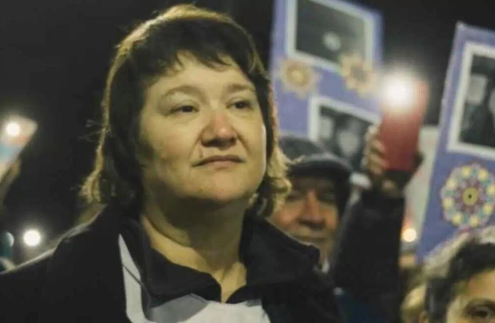 Gloria Romero encabezó una marcha para la nulidad de la revinculación de los Sena: “Quiero ver dónde están mis derechos”