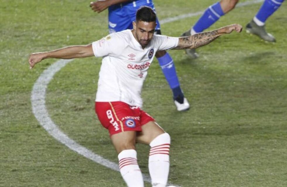 Godoy Cruz no jugó bien y perdió ante Argentinos Junior por 2-0