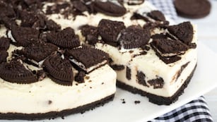 Paso a paso: cómo preparar una increíble torta Oreo sin horno
