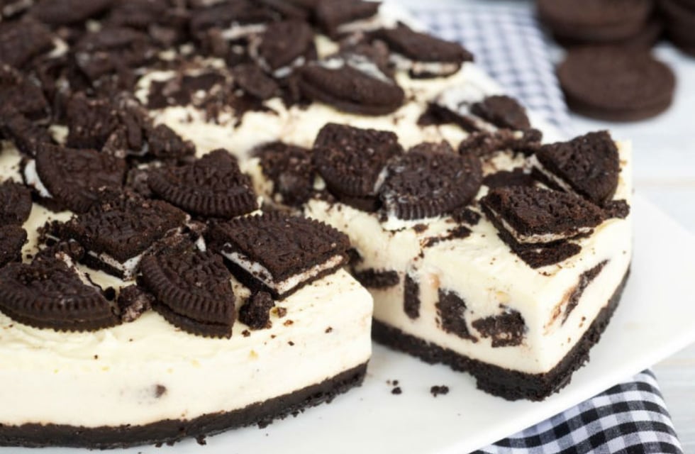 La receta ideal para sorprender: cómo preparar una increíble torta Oreo sin horno paso a paso