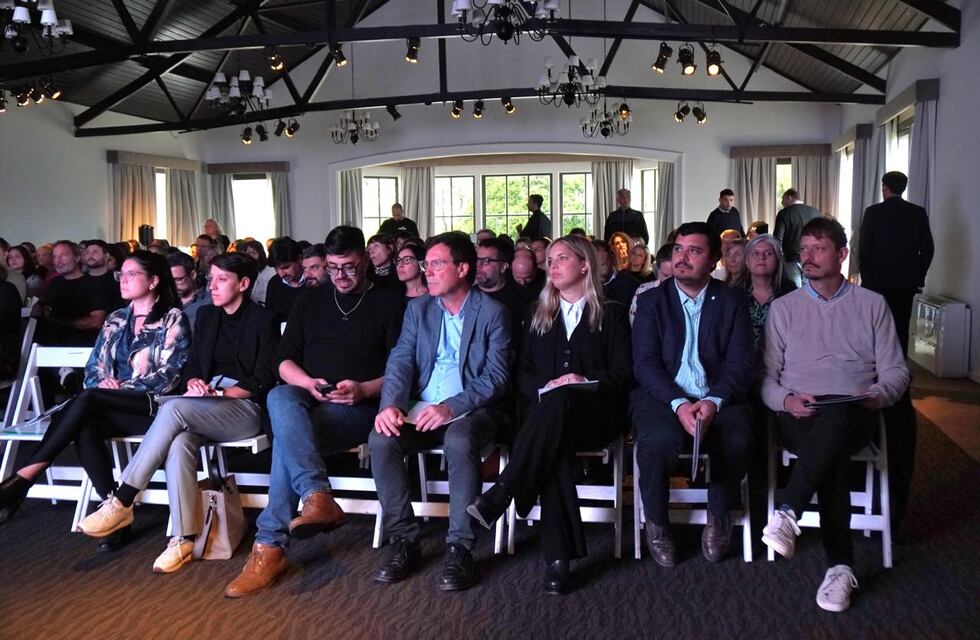 Lucía Gómez participó del PRECOSAPRO en Tornquist junto a referentes de la salud bonaerense