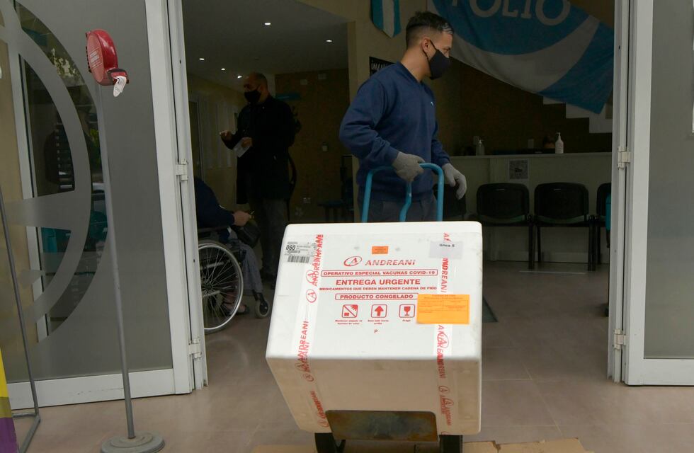 Mendoza recibirá más de 15 mil dosis de la vacuna Sputnik V