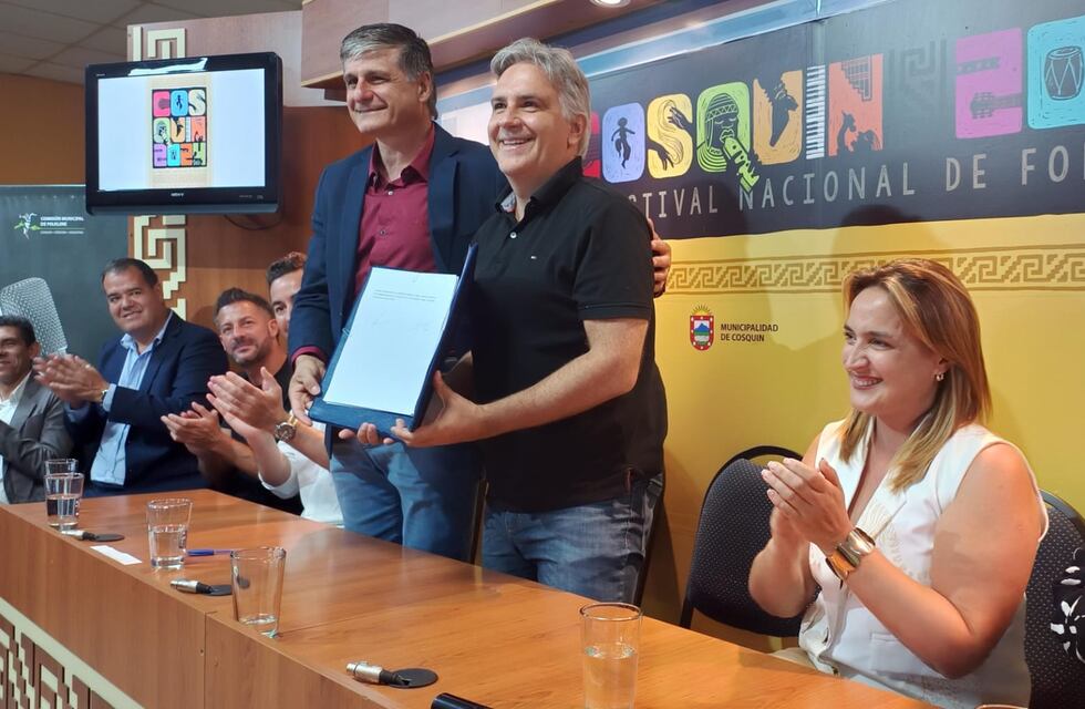 Martín Llaryora: “No vamos a acompañar la derogación de leyes culturales que se debaten en el Congreso”