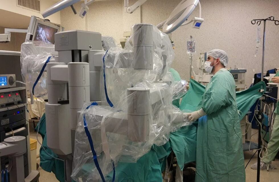 El Hospital Ramón Madariaga de Posadas revoluciona las cirugías con el robot Da Vinci