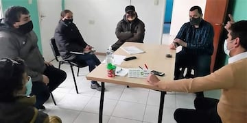 Concejal de la oposición lamentó que sus pares del oficialismo no se hayan reunido con municipales que reclaman aumento salarial