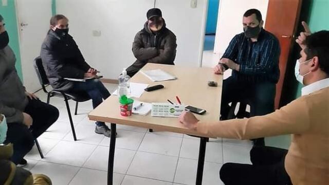 Concejal de la oposición lamentó que sus pares del oficialismo no se hayan reunido con municipales que reclaman aumento salarial