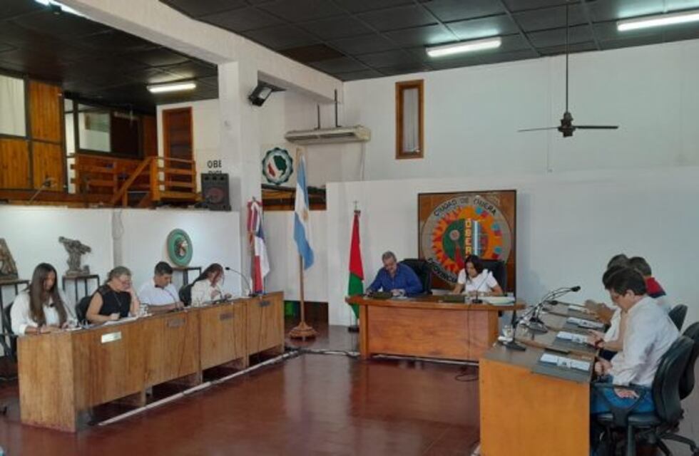 Aprueban extender el plazo para la habilitación de transportes escolares en Oberá