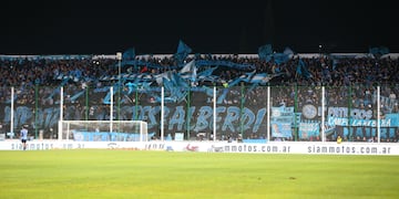 La hinchada de Belgrano en Junín, donde enfrentó a Mitre de Santiago por la Copa Argentina 2024 (Prensa Belgrano)