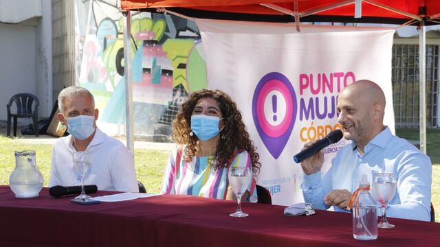 Presentación del Operativo Verano del programa Punto Mujer en Carlos Paz