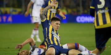 Franco Ibarra tuvo mucho trabajo en el mediocampo auriazul.