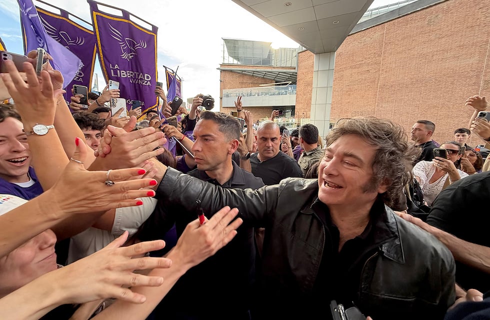 Festejó su recibida con la visita de Milei en Córdoba y la ovacionaron