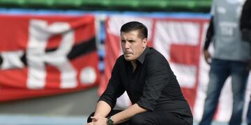 Juan Cruz Real, un obsesivo por el trabajo, según lo rotulan en Colombia. El nuevo DT de Belgrano asume el lunes (La Voz archivo).