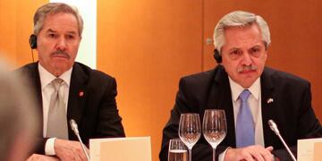 CANCILLER. Felipe Solá y el presidente Alberto Fernández. (La Voz)