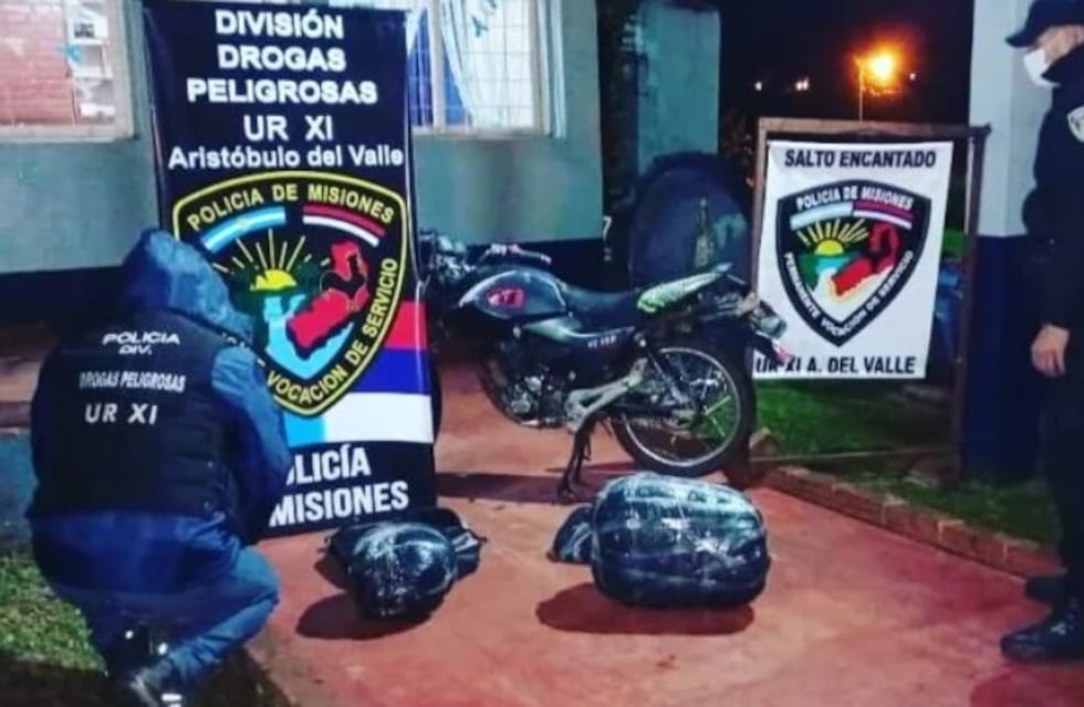 Interceptan dos bolsos con marihuana en Salto Encantado