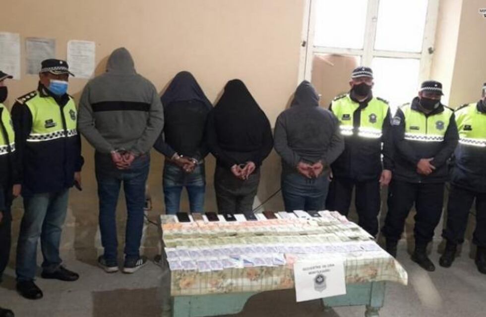 Cuatro cordobeses fueron aprehendido por robar celulares en un recital