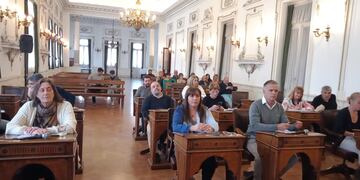 cuestionamientos al oficialismo y al delegado por reclamos laborales en Reta