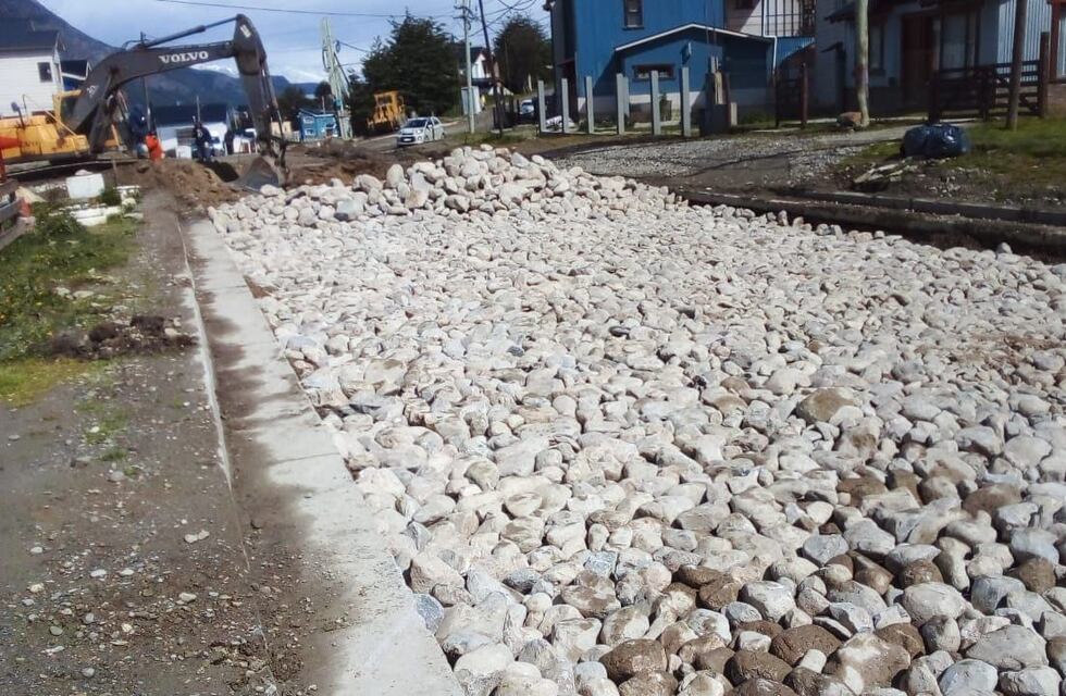 Ushuaia: el municipio avanza con los trabajos en calle Tucumán