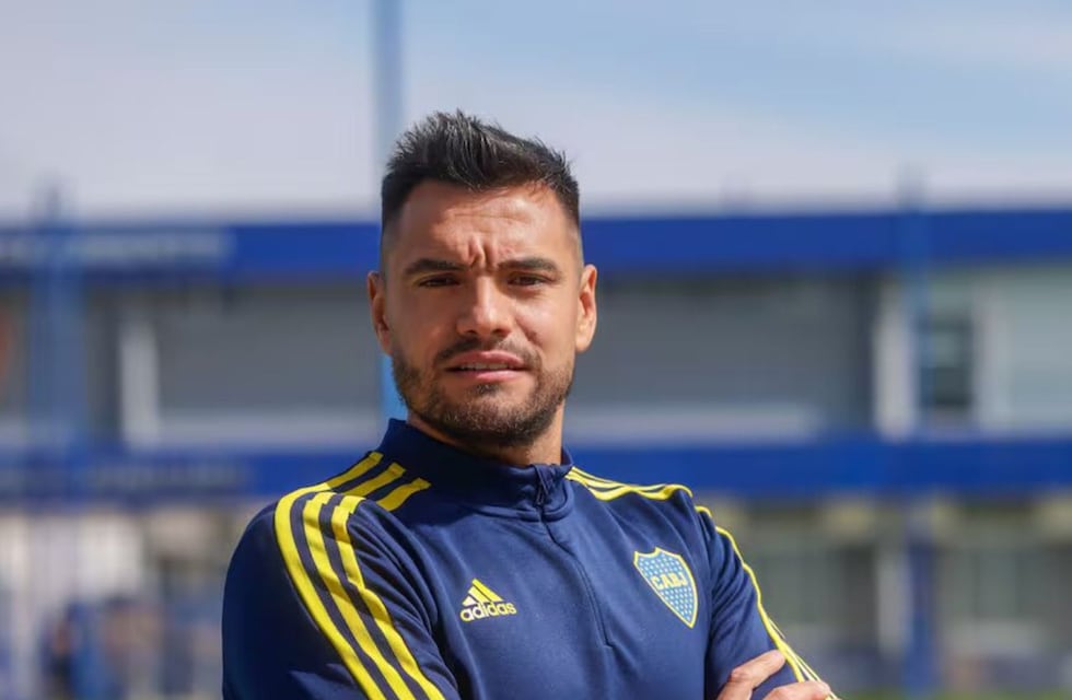 Qué modelo es y cuánto cuesta el lujoso auto de Chiquito Romero