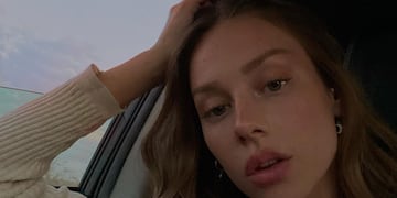 Ester Expósito sorprendió con un vestido de gala.