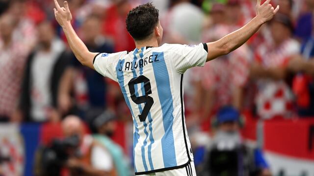 Julián Álvarez, doblete y gran figura ante Croacia en semifinales de Qatar 2022. (Prensa Fifa).